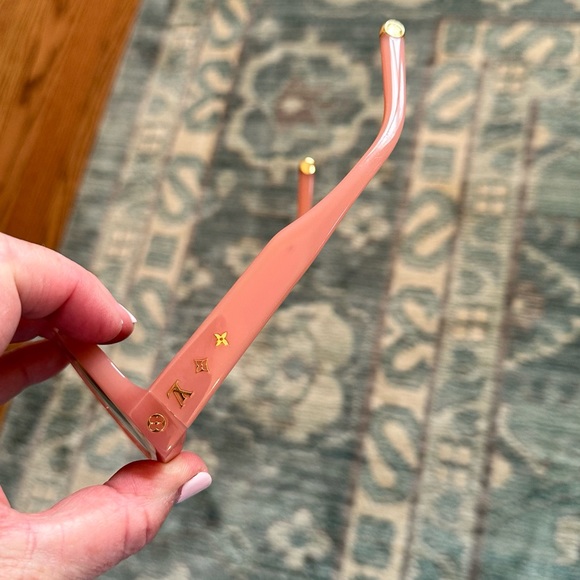 Louis Vuitton monogram sunglasses - Picture 3 of 16